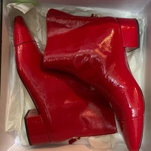 J Crew cap-toe ankle boots in patent leather - Brick Red; size 9.5 medium